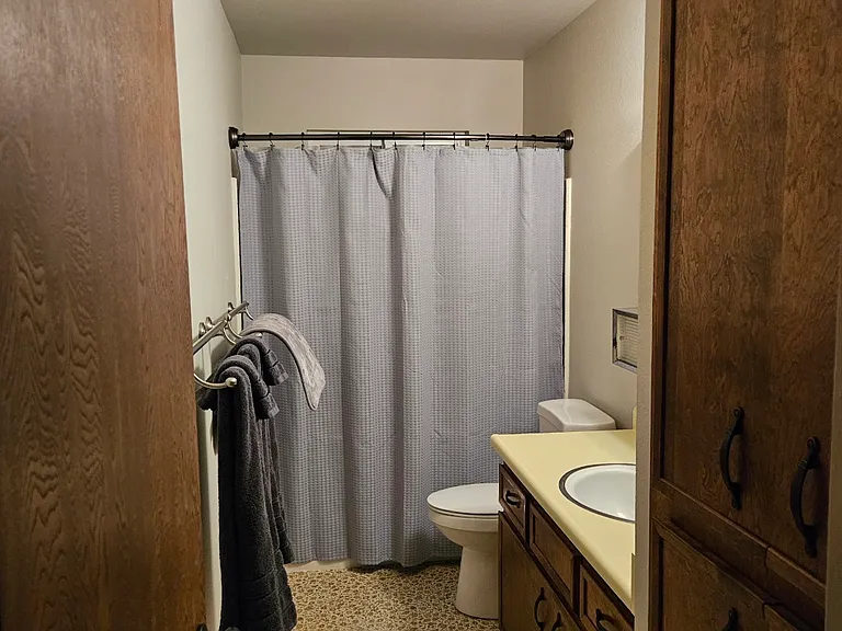 640 Forest Ave — Photo 18