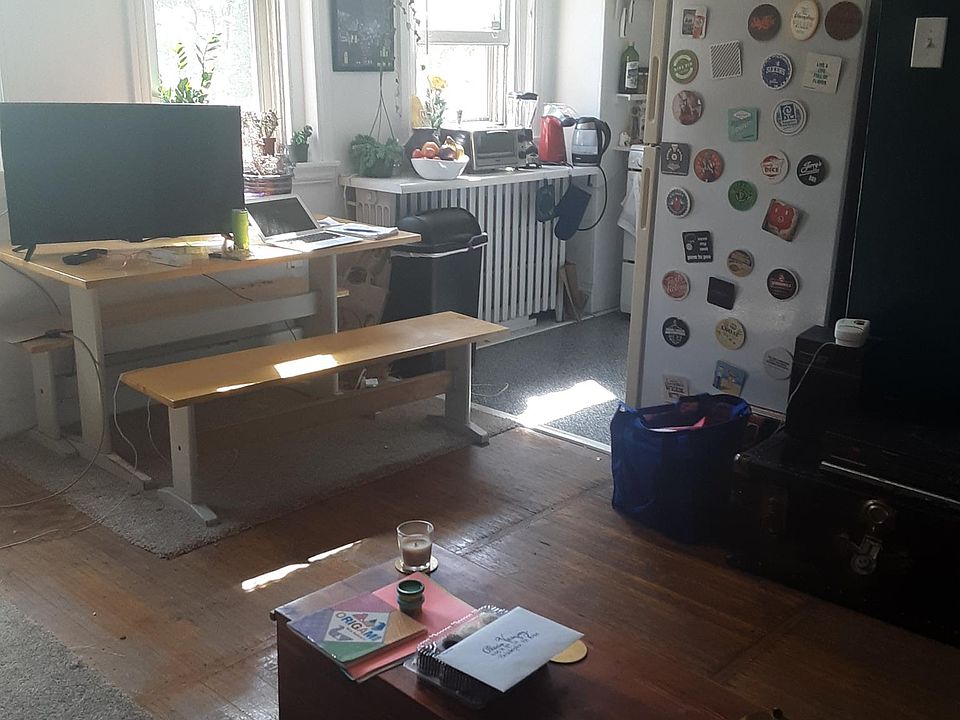 Living Room looking into Kitchen