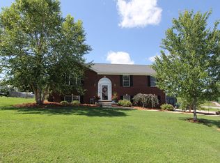 1101 Jenny Lillard Rd, Lawrenceburg, KY 40342