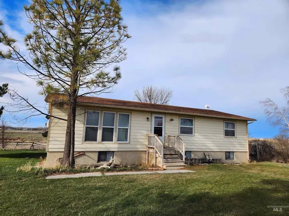 499 N 150 E, Shoshone, ID 83352