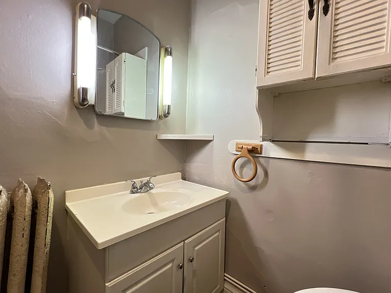 1262 University Ave #3 — Photo 6