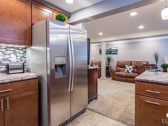 Kitchen to living room