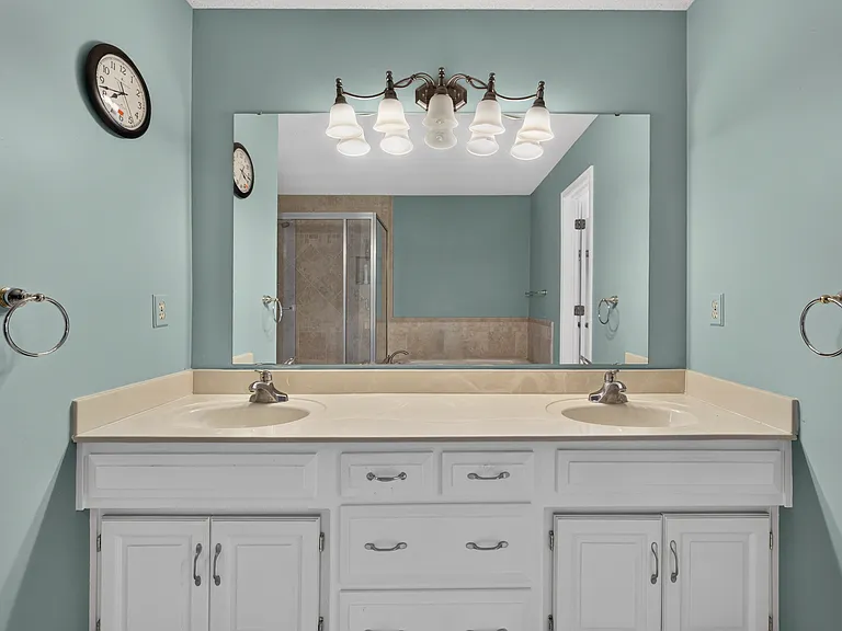14510 S Kaw Dr — Photo 25