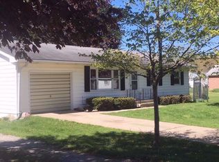 410 W Madison St, Manchester, MI