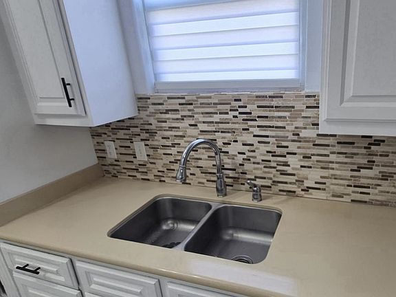 5th image of 2943 Mehlhorn Loop