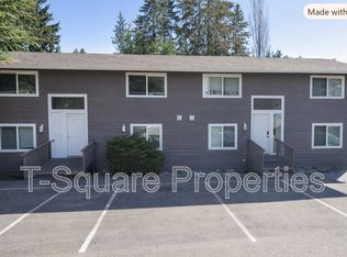 20407 28th Ave W #1, Lynnwood, WA 98036