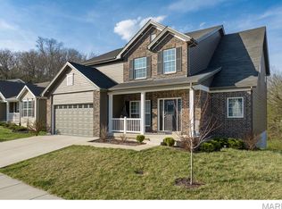 5013 Corisande Woods Dr, Fenton, MO