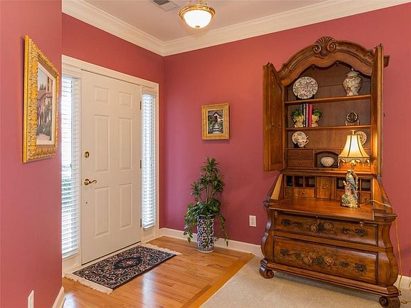 5th image of 1654 Glenwood Way
