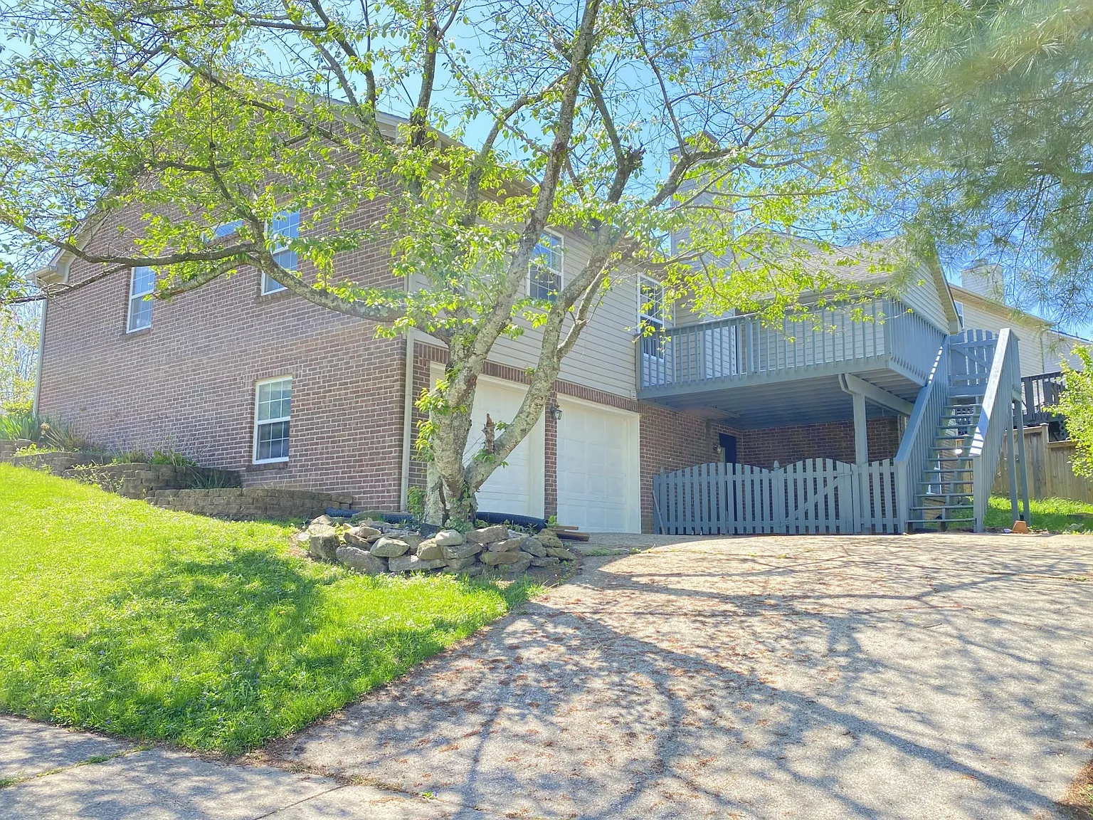 4001 Palmetto Springs Way — Photo 3