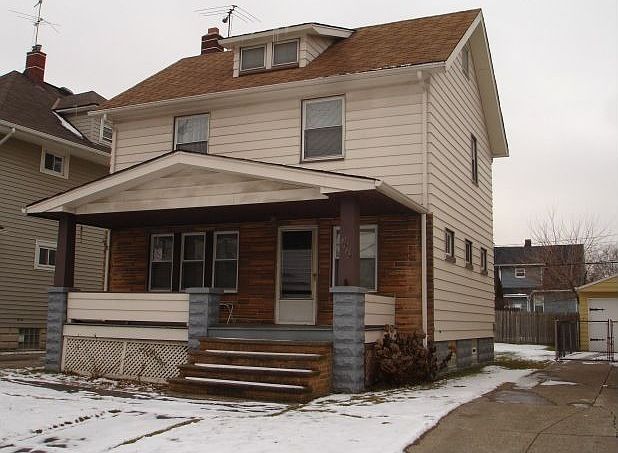 1st image of 3924 E 42nd St