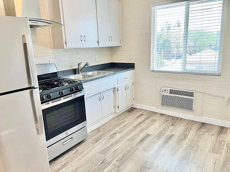 2530 N 3rd St #14 — Photo 15
