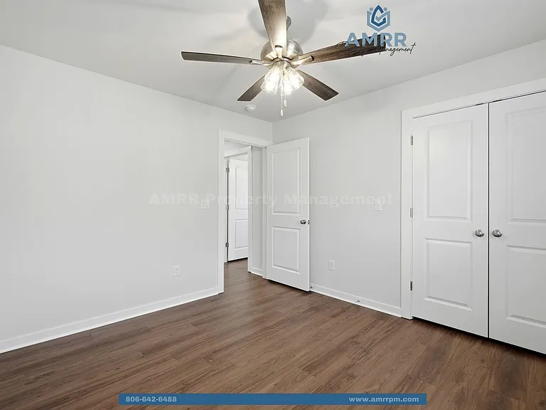 400 Cattleman Ln — Photo 24