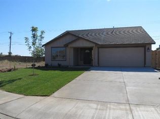 980 SW 23rd Pl, Redmond, OR 97756