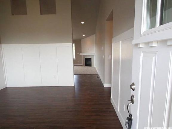 2nd image of 3883 S Beacon Dr
