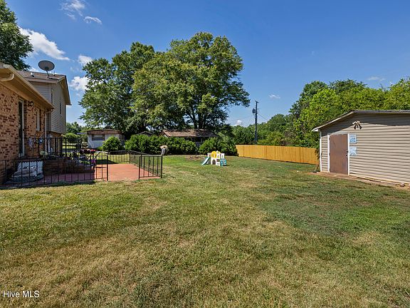 2nd image of 156 Wells Road