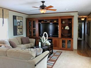 72 Peach St, Hopkinsville, KY 42240