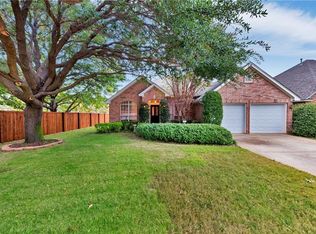 2101 Vista Ct, Corinth, TX 76210