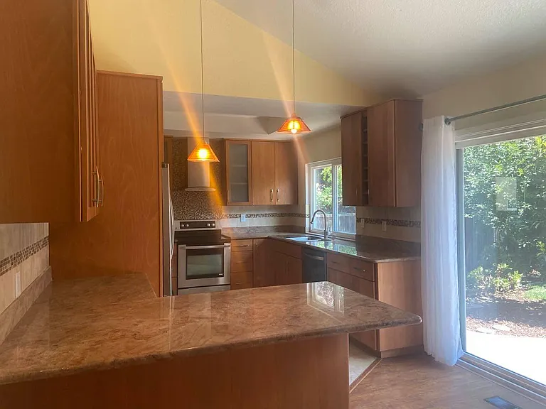 4460 George Oaks Dr — Photo 14