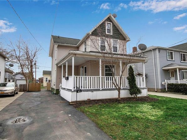 45 Carlyle Ave