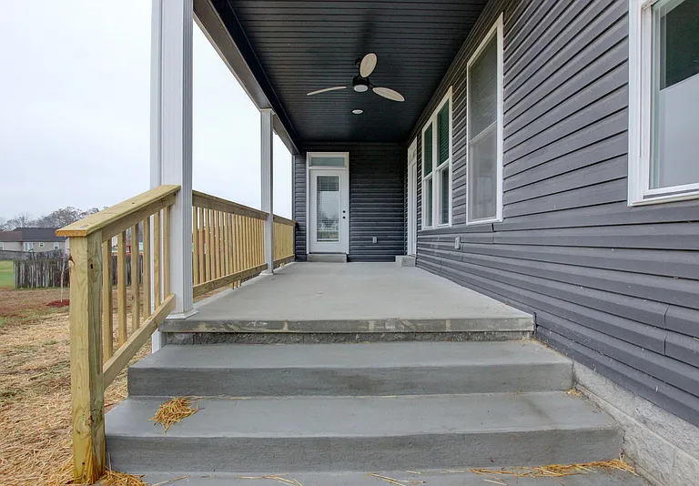128 Riverbend Dr — Photo 105