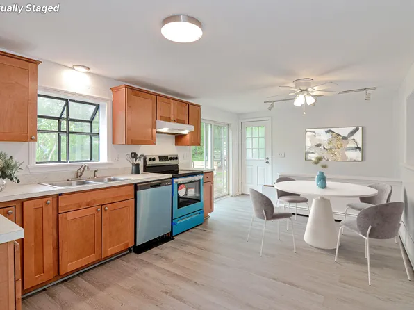 111 Deerfoot Circle, Mashpee, MA 02649