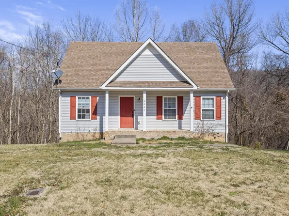 2627 Elkmont Dr, Clarksville, TN 37040