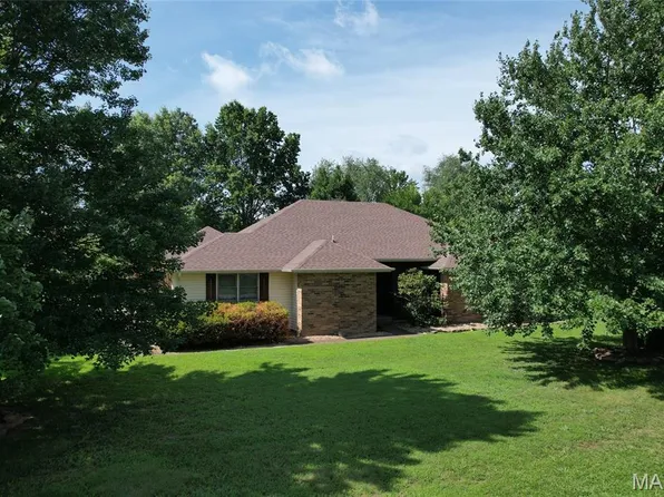 324 Lantern Ln, Lebanon, MO 65536