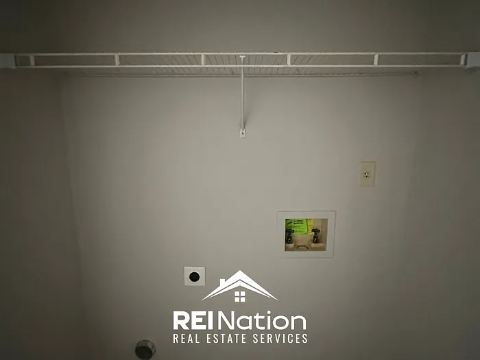 3 bed, 2.0 bath, 1030 sqft, $1,495 — Photo 4