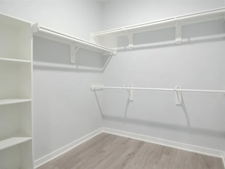 2832 Mansfield St — Photo 18