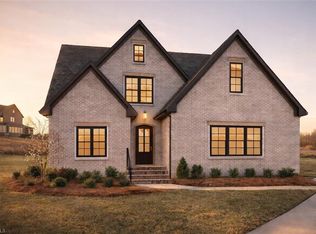 3048 Scarlet Tanager Dr, Winston Salem, NC 27106