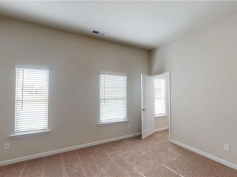 3742 Richmond Bnd — Photo 21