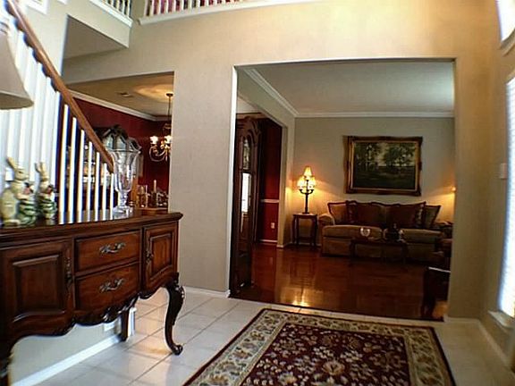 2nd image of 9005 Wornsaddle Ln