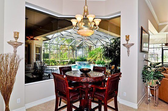 4th image of 11548 Glen Oak Ct