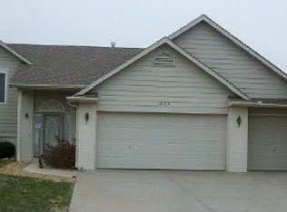 1922 S Hoyt Cir, Wichita, KS 67207