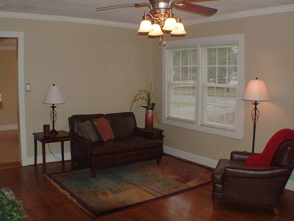 Spacious Living Room