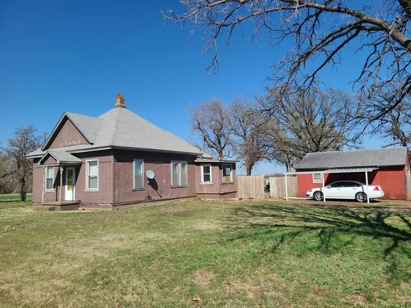 2432 5th Ave, Marquette, KS 67464