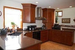 2nd image of 1340 Beckett Ln