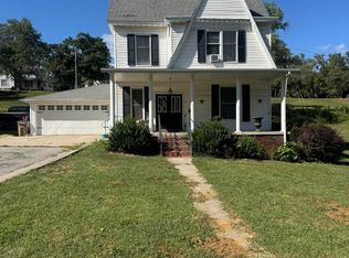 435 E 3rd St, Milan, MO 63556