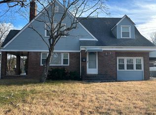 705 N 9th St, Millville, NJ 08332