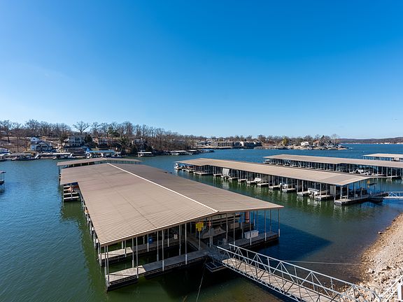4th image of 1481 Ledges Dr. #624