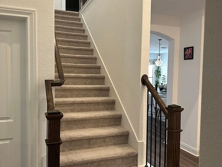 240 Canyoncrest Way — Photo 23