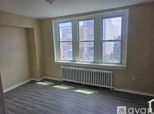 1704 S 22nd St #1, Philadelphia, PA 19145