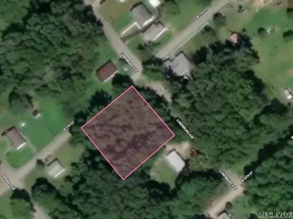 5 Lunenburg Ave, Victoria, VA 23974