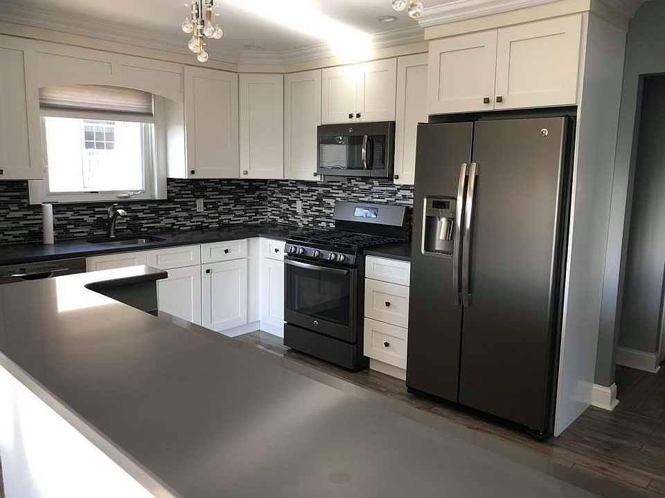 1st image of 145-39 18th Ave Floor 2