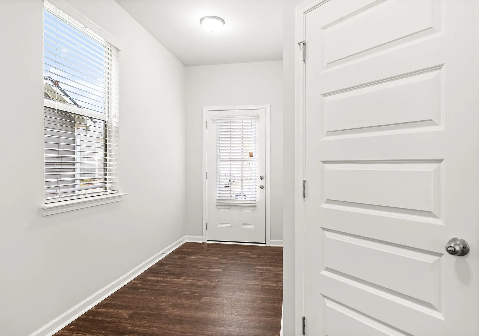 4 bed / 2.5 bath in Gainesville! Retreat at Chicopee — Photo 3