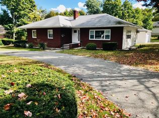 99 East St, Methuen, MA 01844