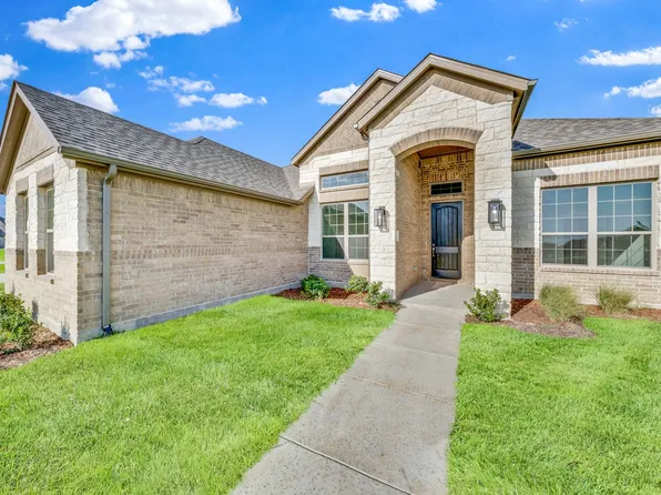 8335 Magnolia Ct, Greenville, TX 75402