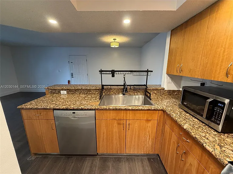 8540 SW 212th St #303 — Photo 7