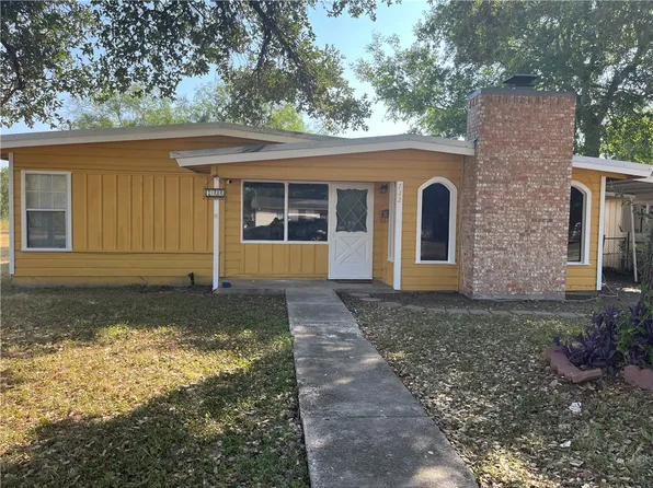722 E Copano St, Mathis, TX 78368