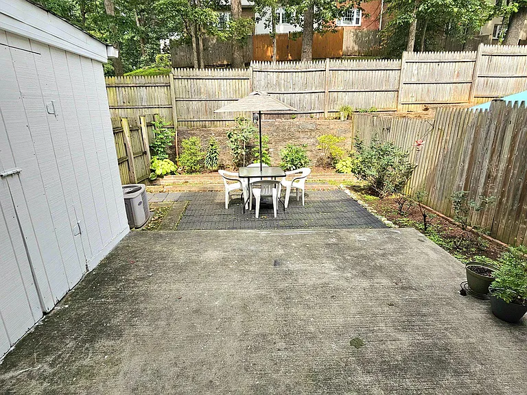 7603 Tiverton Dr #7603 — Photo 27